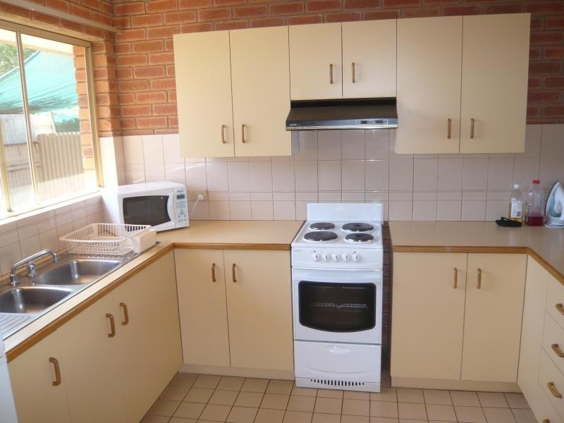 2/122 Manners Street, Mulwala NSW 2647