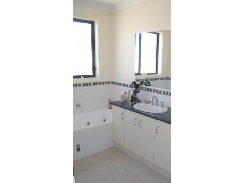 2/45 Zorro Drive, Yarrawonga VIC 3730