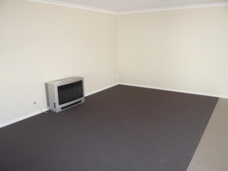 Unit 2/31 Lakeview Circuit, Yarrawonga VIC 3730