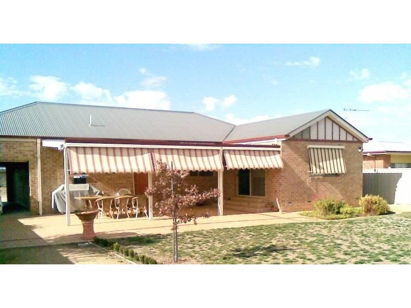 27 Anchorage Way, Yarrawonga VIC 3730