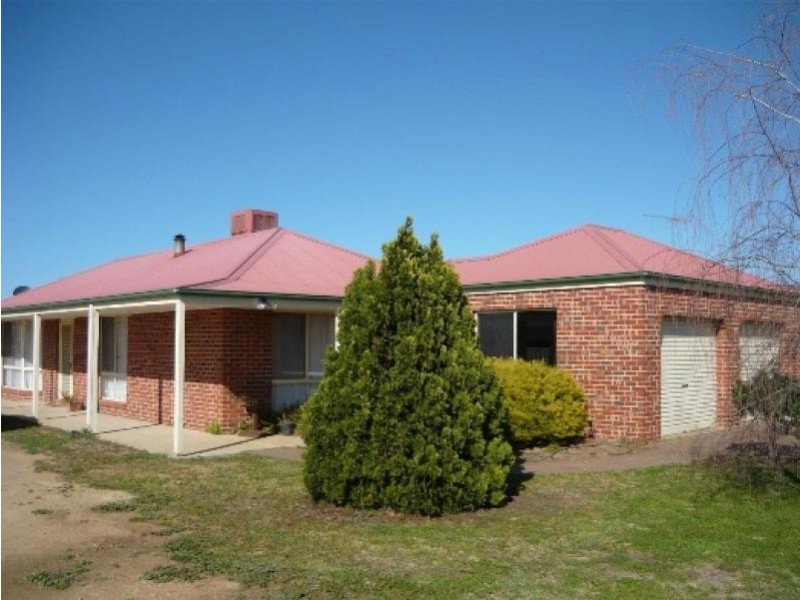 23 Hawkins, Yarrawonga VIC 3730