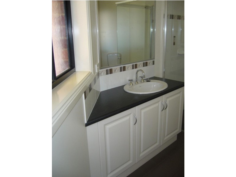 54 Kathryn Crescent, Yarrawonga VIC 3730