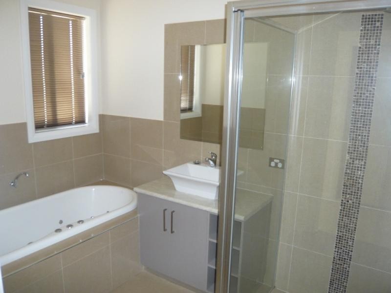 1/9 Fiona Drive, Yarrawonga VIC 3730