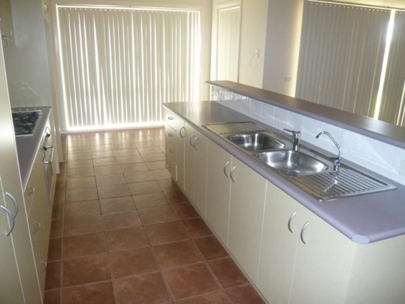 30 Kathryn Cres, Yarrawonga VIC 3730