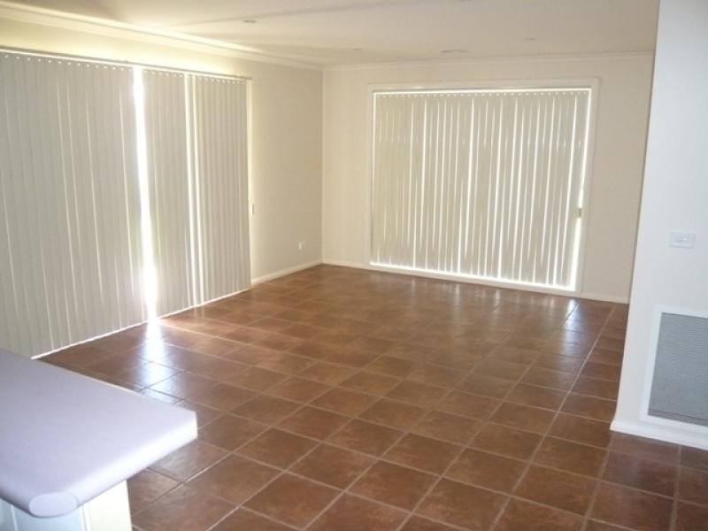 30 Kathryn Cres, Yarrawonga VIC 3730