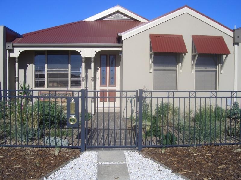 9 Rebecca Way, Yarrawonga VIC 3730