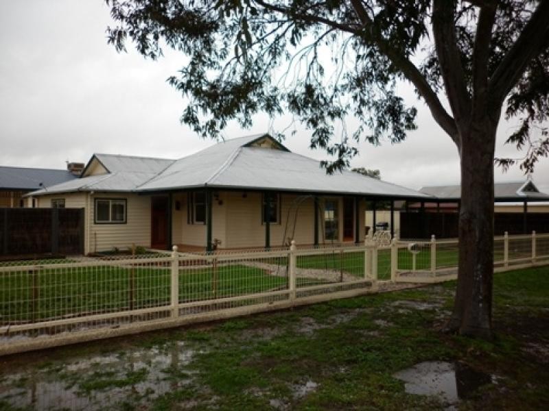 56 Sharp, Yarrawonga VIC 3730