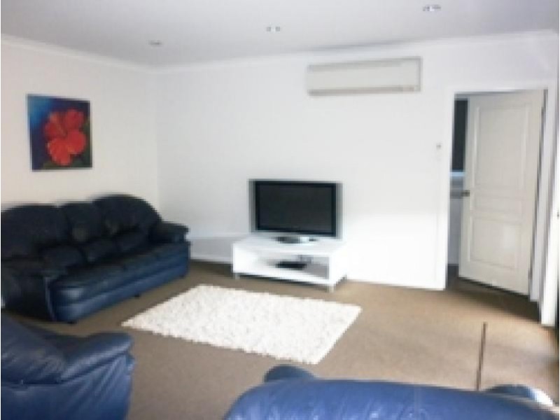 Unit 2/33 Lakeview Circuit, Yarrawonga VIC 3730
