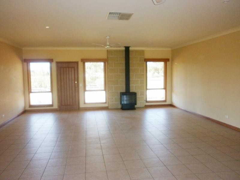 15 James Lillis Drive, Yarrawonga VIC 3730