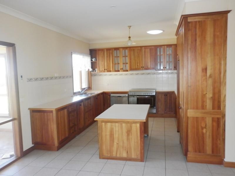 15 James Lillis Drive, Yarrawonga VIC 3730