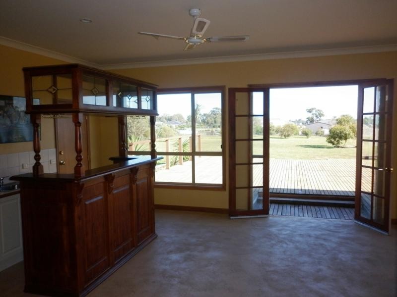 15 James Lillis Drive, Yarrawonga VIC 3730