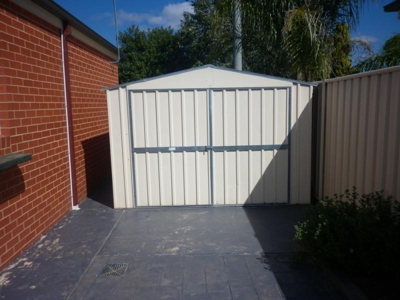 Unit 1/2 Piper Street, Yarrawonga VIC 3730