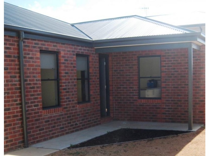 Unit 2/31 Lakeview Circuit, Yarrawonga VIC 3730