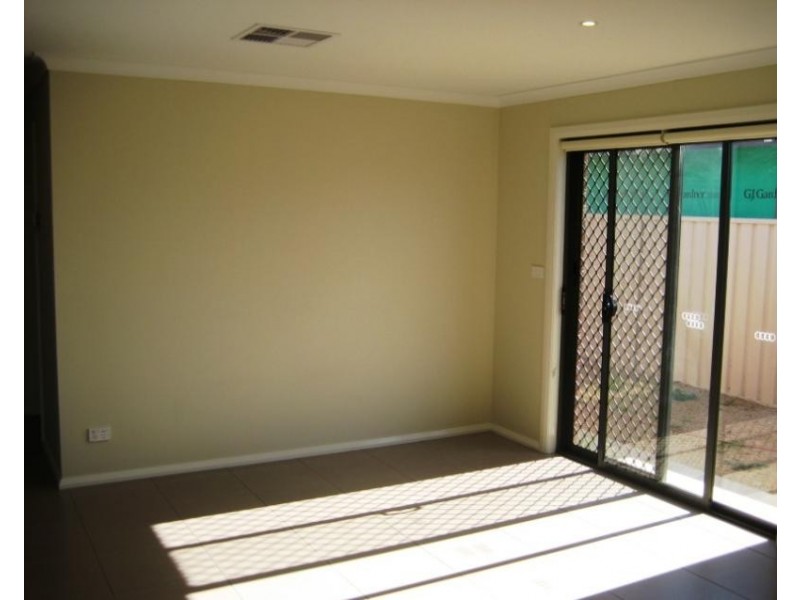 Unit 2/31 Lakeview Circuit, Yarrawonga VIC 3730