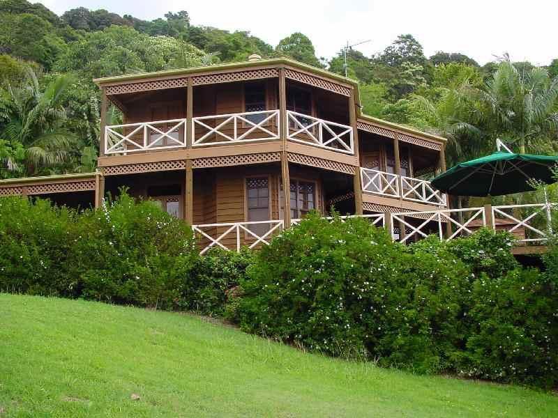 585 FLAXTON DRIVE, Montville QLD 4560