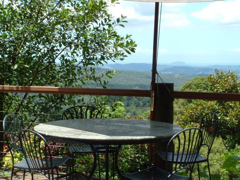 585 FLAXTON DRIVE, Montville QLD 4560