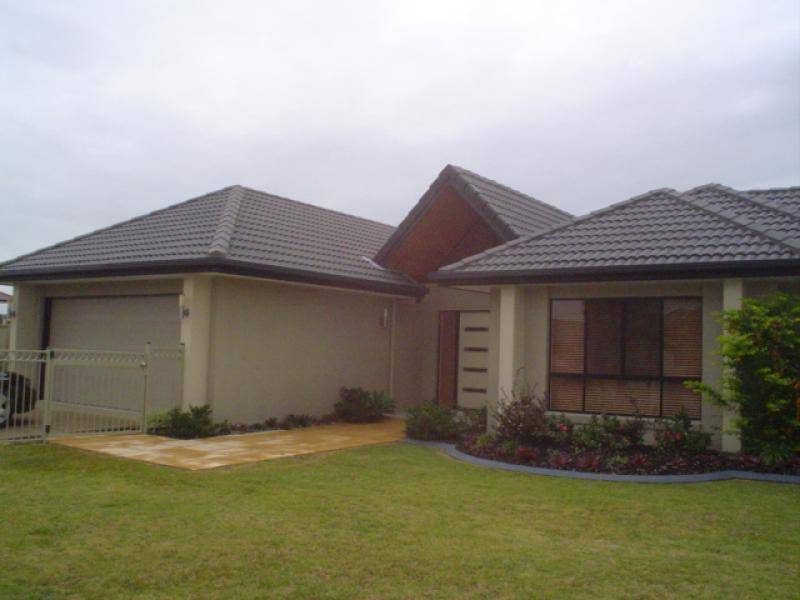 107 MAHOGANY DRIVE, Pelican Waters QLD 4551