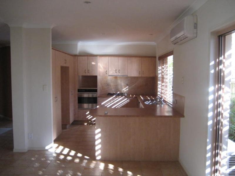 25 GRADOREAN STREET, Pelican Waters QLD 4551