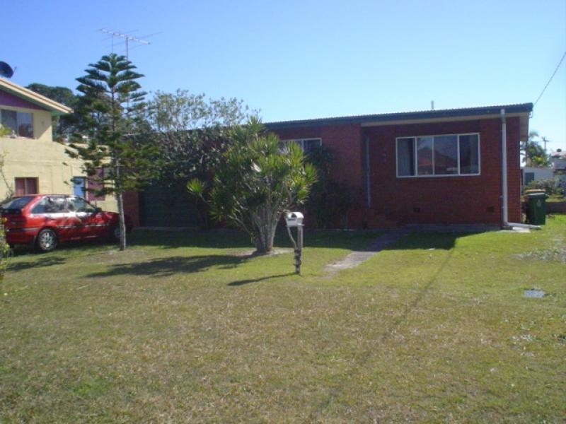3 LAWSON STREET, Golden Beach QLD 4551