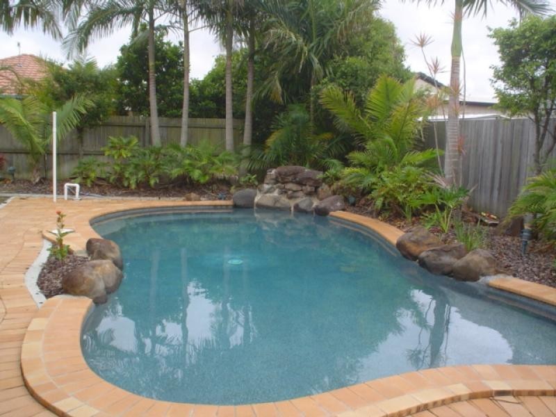25 GRADOREAN ST, Pelican Waters QLD 4551