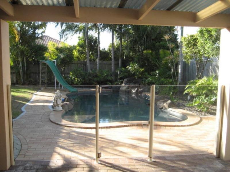 25 GRADOREAN ST, Pelican Waters QLD 4551