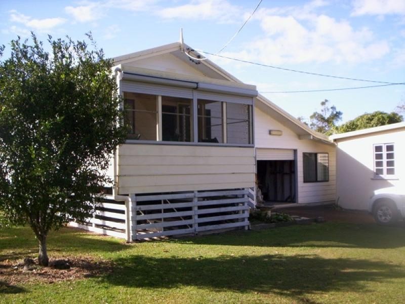 13 THE ESPLANADE, Coochin Creek QLD 4519