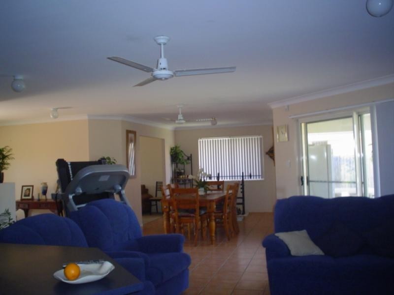 3 CROTON PL, Currimundi QLD 4551