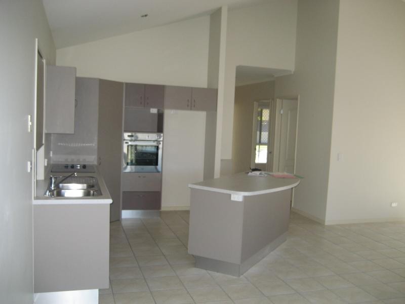 2 Brushbox place, Meridan Plains QLD 4551
