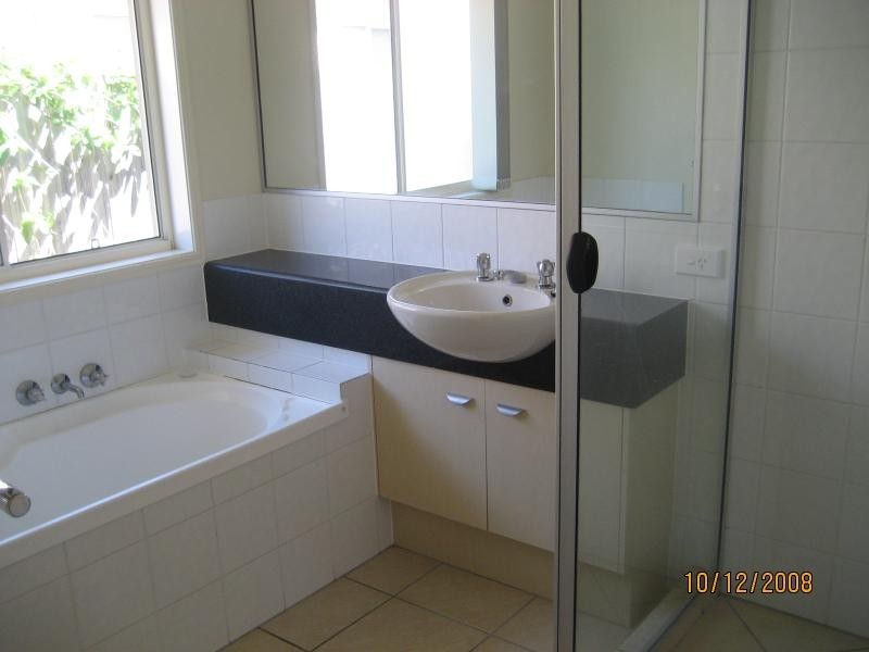 6 Carree Street, Caloundra West QLD 4551