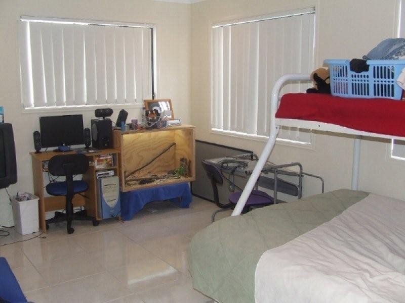 1 Treetops Crt, Mooloolah Valley QLD 4553