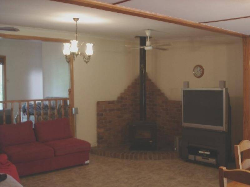 218 HARDWOOD ROAD, Landsborough QLD 4550