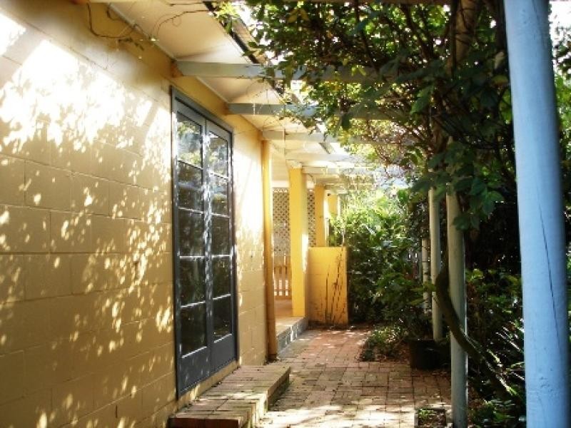 63 COONOWRIN ROAD, Glass House Mountains QLD 4518