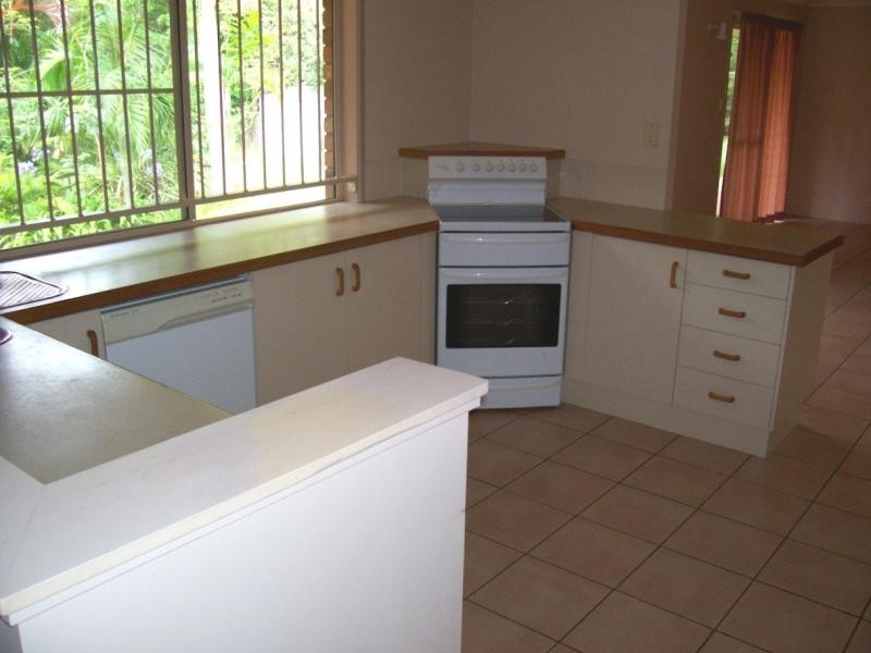 13 MOUNTAIN VISTA DRIVE, Glass House Mountains QLD 4518