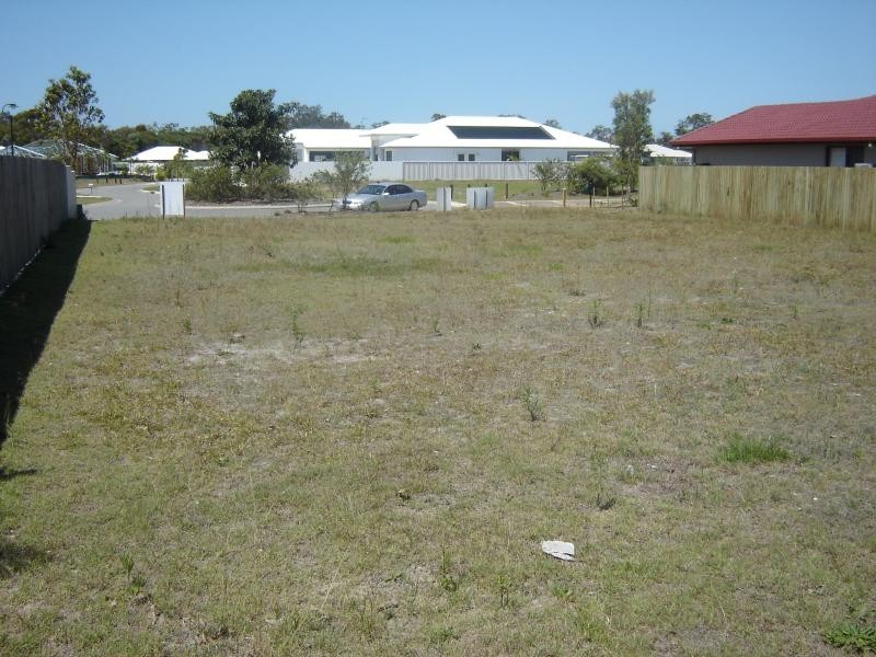 18 BALLINGER PLACE, Pelican Waters QLD 4551