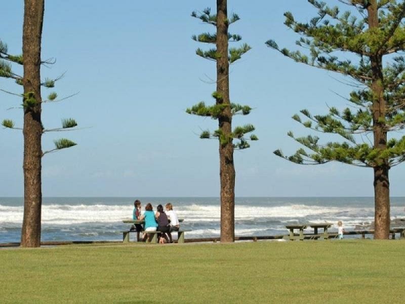 47 Queen St, Moffat Beach QLD 4551