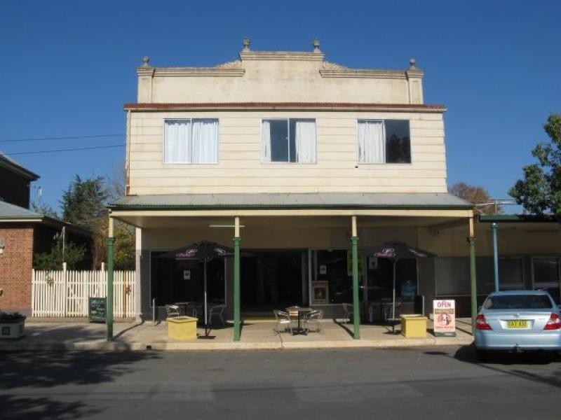 2/49 Tumut Street, Adelong NSW 2729