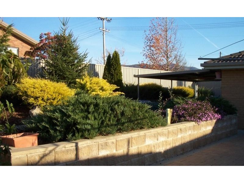 102 Broughton Street, Tumut NSW 2720