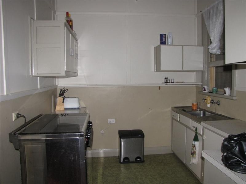 24 Sydney Street, Tumut NSW 2720