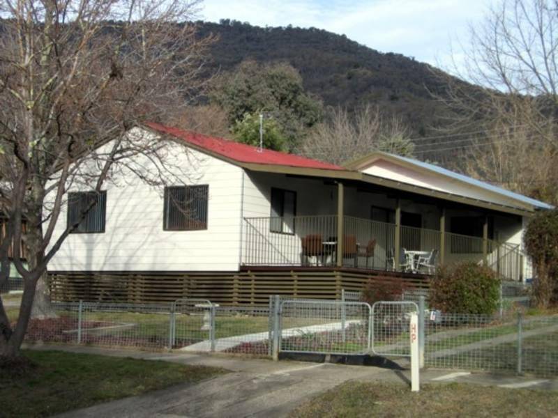 15 LAMPE STREET, Talbingo NSW 2720