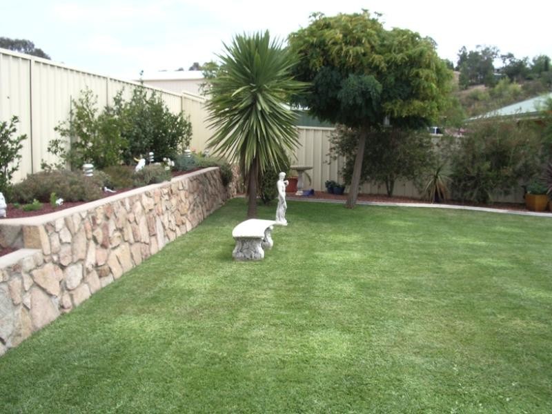 16 Mountford Street, Tumut NSW 2720