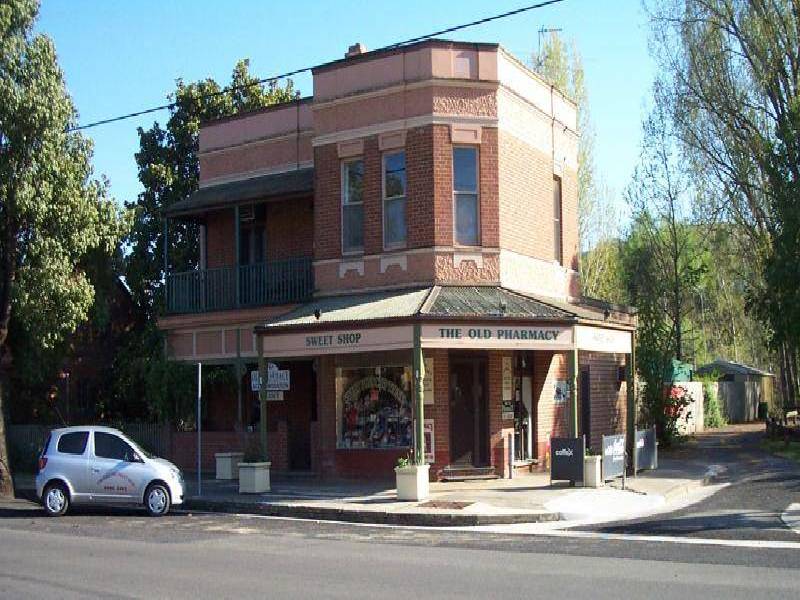 88 TUMUT STREET, Adelong NSW 2729