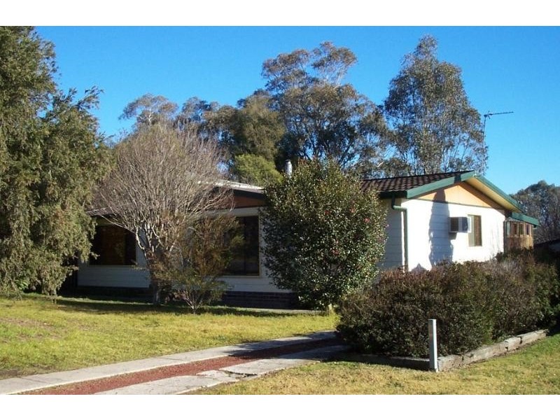 7 KIRRA STREET, Tumut NSW 2720