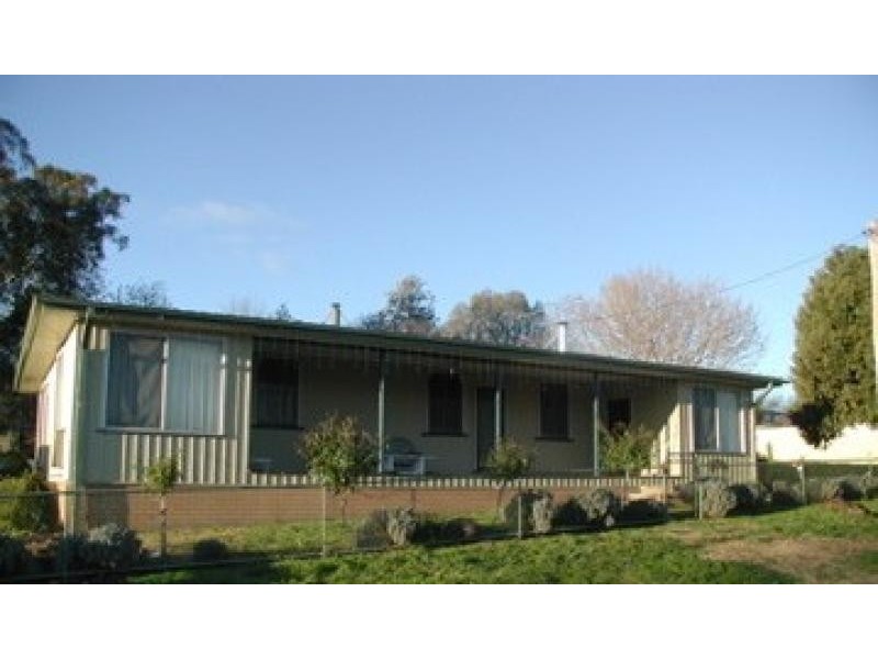 752 Victoria Hill Road, Adelong NSW 2729