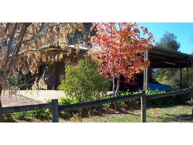 53 Cloverdale Road, Tumut NSW 2720