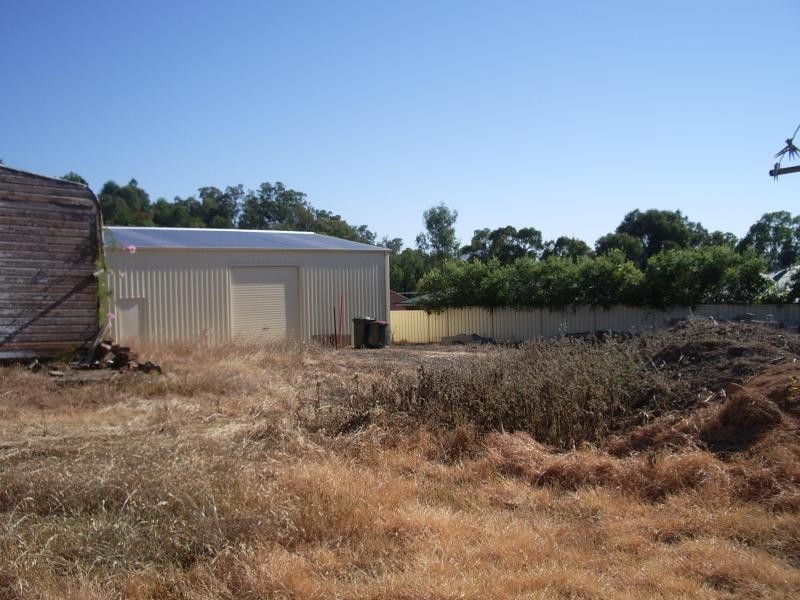 8-10 McAlister Street, Tumut NSW 2720
