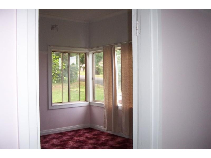 11 BARTOMAN STREET, Batlow NSW 2730