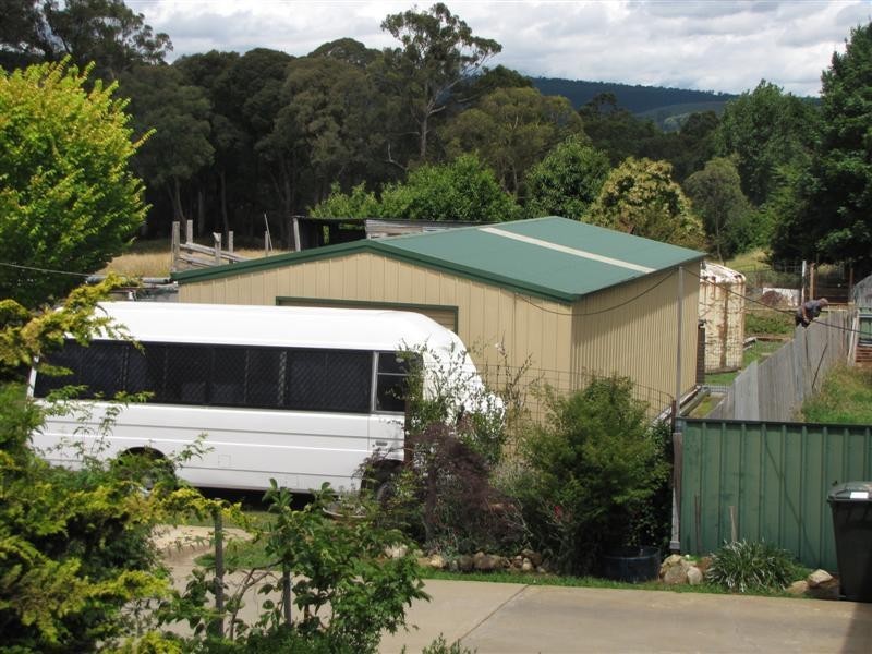 43 Forest Road, Batlow NSW 2730