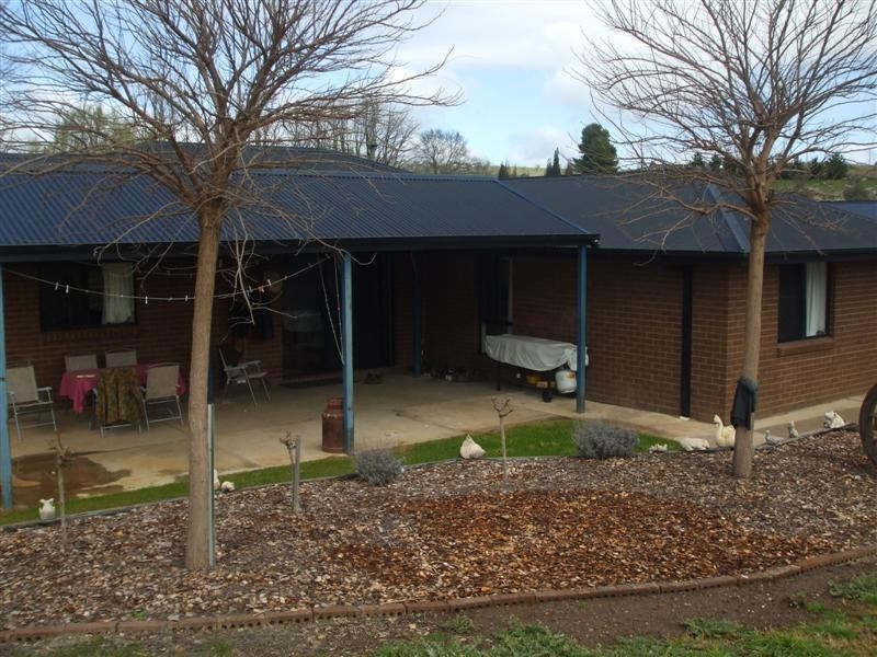 6-8 Gilmore Street, Adelong NSW 2729