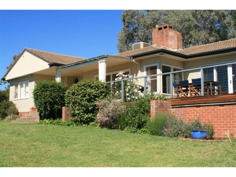 133 Dalhunty Street, Tumut NSW 2720