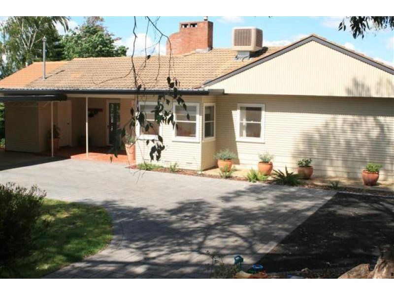 133 Dalhunty Street, Tumut NSW 2720